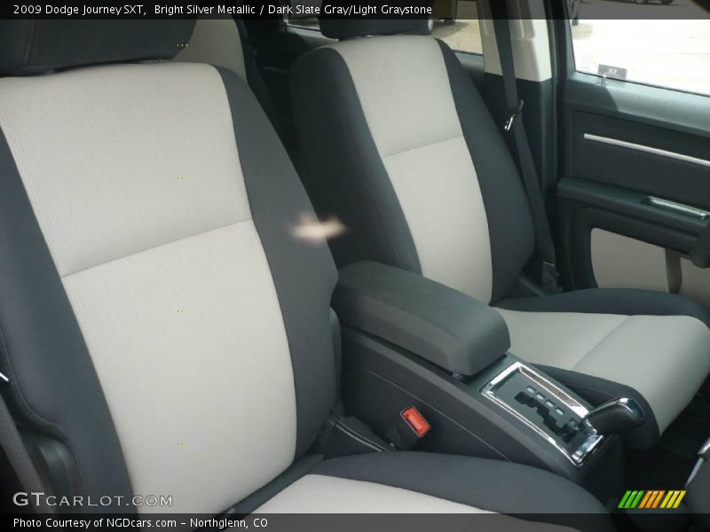 Bright Silver Metallic / Dark Slate Gray/Light Graystone 2009 Dodge Journey SXT