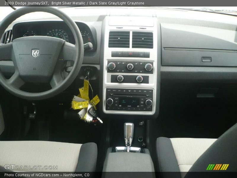 Bright Silver Metallic / Dark Slate Gray/Light Graystone 2009 Dodge Journey SXT