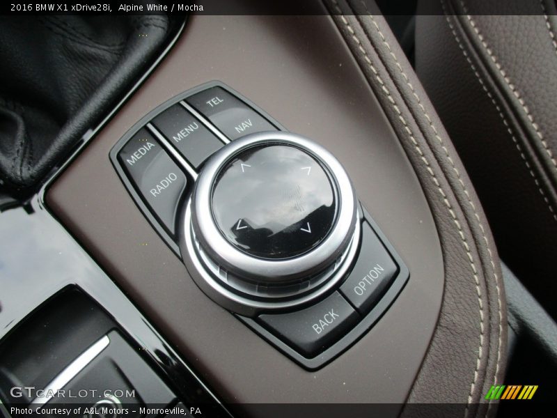 Alpine White / Mocha 2016 BMW X1 xDrive28i
