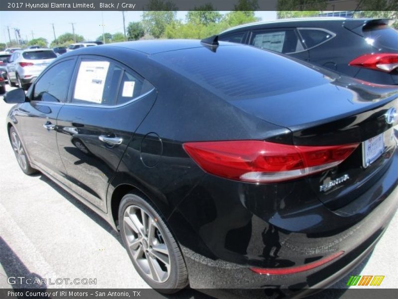 Black / Gray 2017 Hyundai Elantra Limited