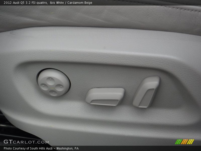 Ibis White / Cardamom Beige 2012 Audi Q5 3.2 FSI quattro
