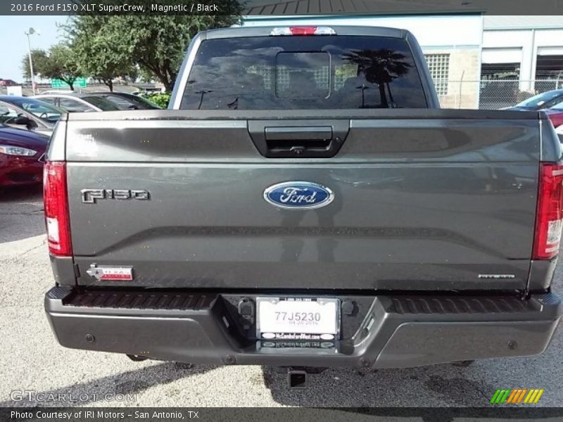 Magnetic / Black 2016 Ford F150 XLT SuperCrew