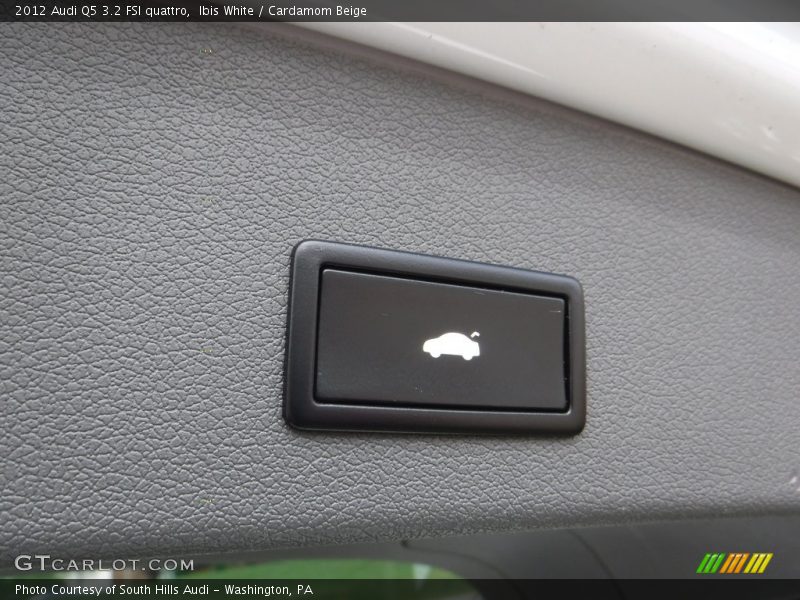 Ibis White / Cardamom Beige 2012 Audi Q5 3.2 FSI quattro