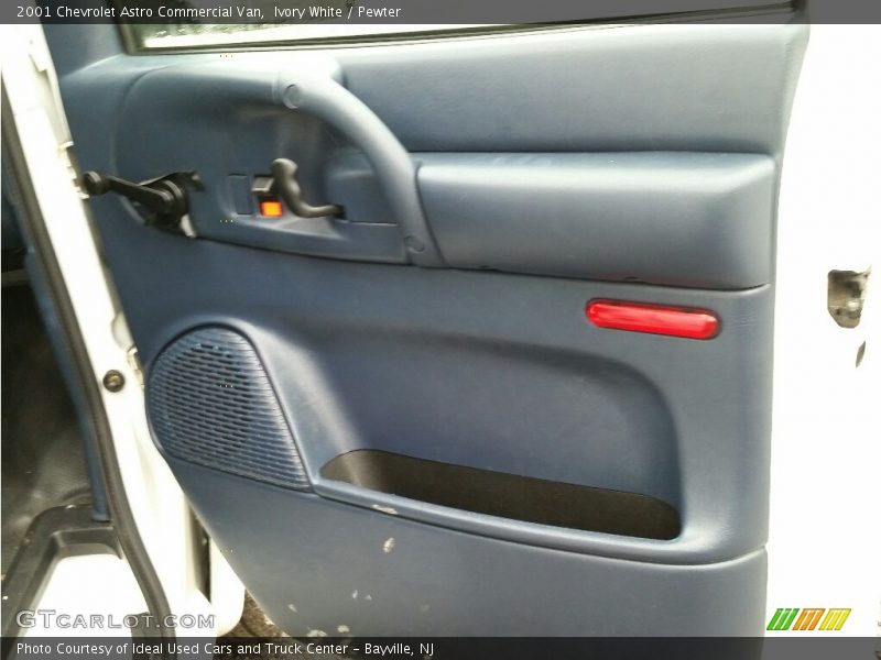 Ivory White / Pewter 2001 Chevrolet Astro Commercial Van