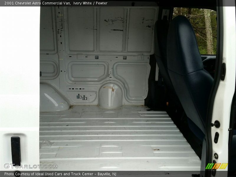 Ivory White / Pewter 2001 Chevrolet Astro Commercial Van