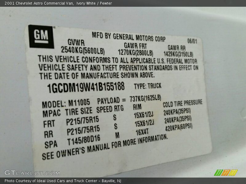 Ivory White / Pewter 2001 Chevrolet Astro Commercial Van