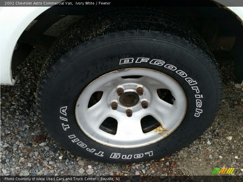 Ivory White / Pewter 2001 Chevrolet Astro Commercial Van