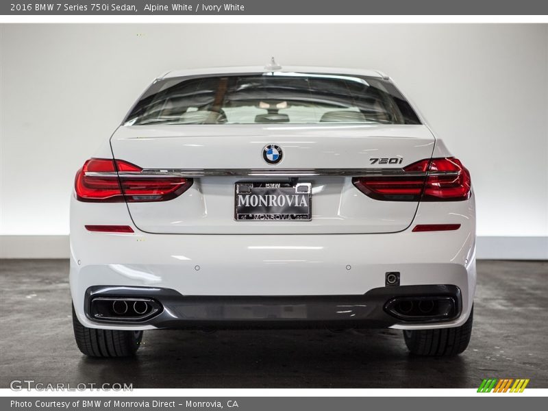 Alpine White / Ivory White 2016 BMW 7 Series 750i Sedan