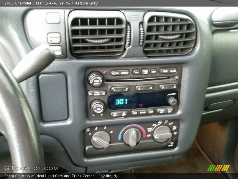 Yellow / Medium Gray 2003 Chevrolet Blazer LS 4x4