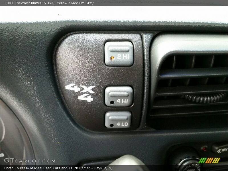 Yellow / Medium Gray 2003 Chevrolet Blazer LS 4x4