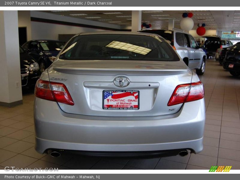 Titanium Metallic / Dark Charcoal 2007 Toyota Camry SE V6