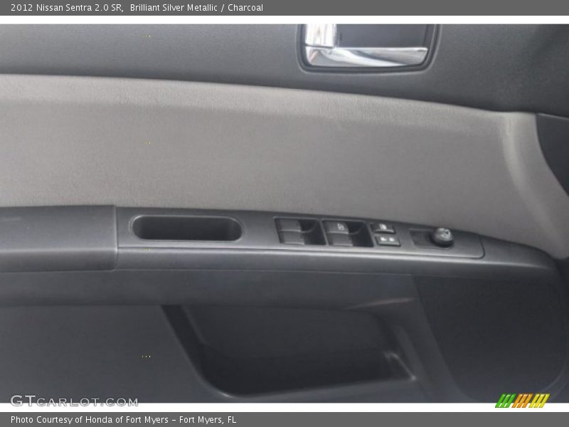 Brilliant Silver Metallic / Charcoal 2012 Nissan Sentra 2.0 SR