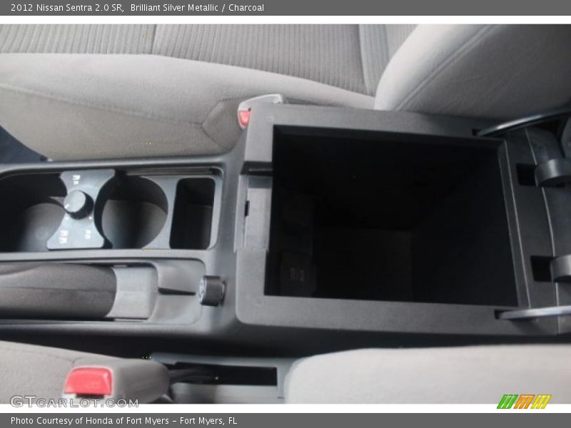 Brilliant Silver Metallic / Charcoal 2012 Nissan Sentra 2.0 SR