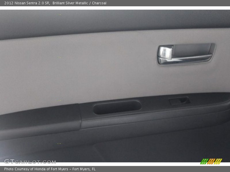 Brilliant Silver Metallic / Charcoal 2012 Nissan Sentra 2.0 SR