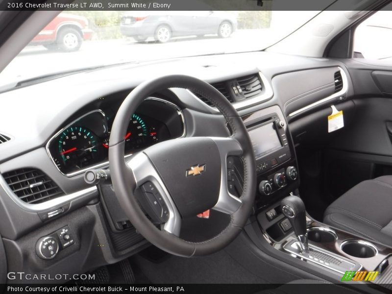 Summit White / Ebony 2016 Chevrolet Traverse LT AWD