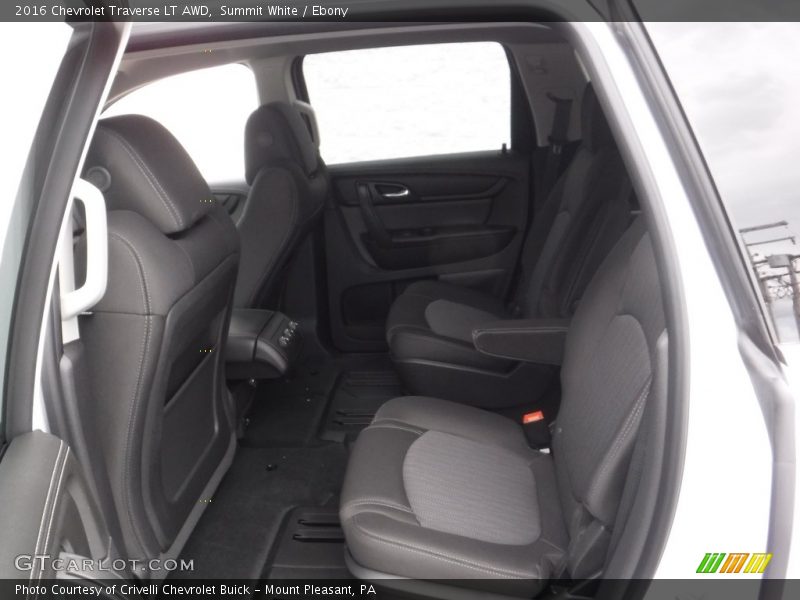 Summit White / Ebony 2016 Chevrolet Traverse LT AWD