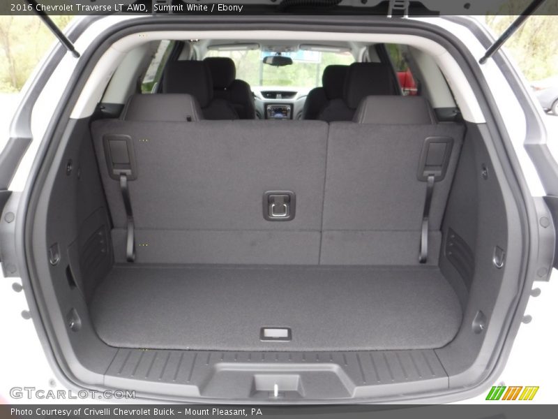 Summit White / Ebony 2016 Chevrolet Traverse LT AWD