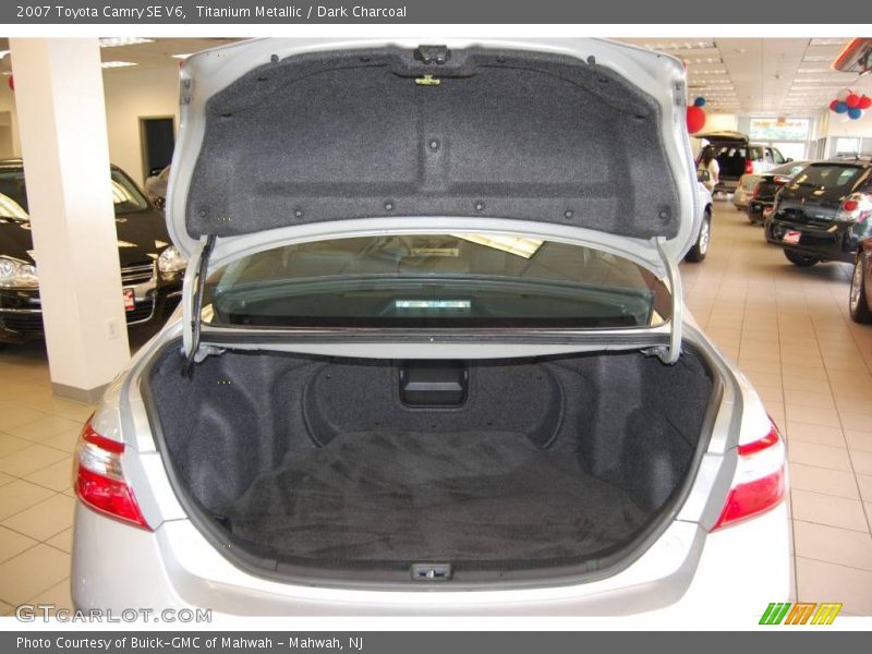 Titanium Metallic / Dark Charcoal 2007 Toyota Camry SE V6