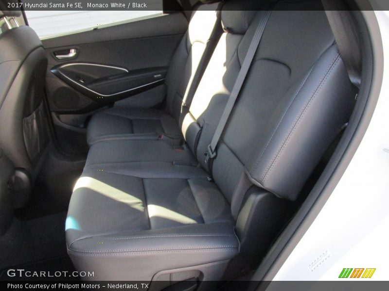 Monaco White / Black 2017 Hyundai Santa Fe SE