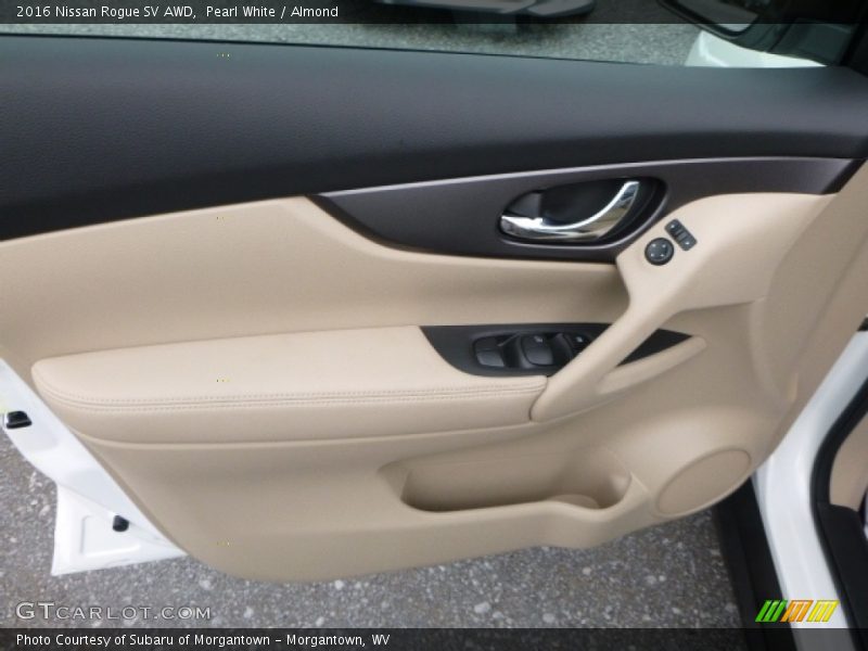 Pearl White / Almond 2016 Nissan Rogue SV AWD