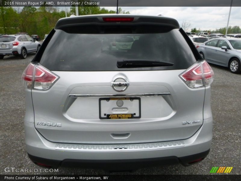 Brilliant Silver / Charcoal 2016 Nissan Rogue SV AWD