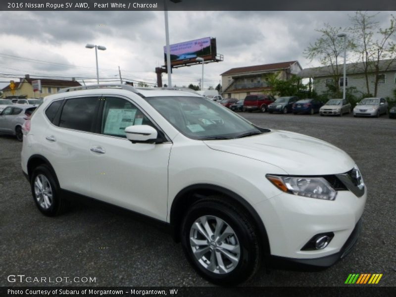 Pearl White / Charcoal 2016 Nissan Rogue SV AWD