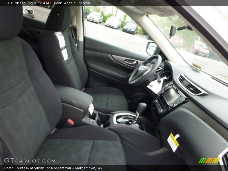 Pearl White / Charcoal 2016 Nissan Rogue SV AWD