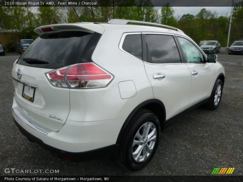 Pearl White / Charcoal 2016 Nissan Rogue SV AWD