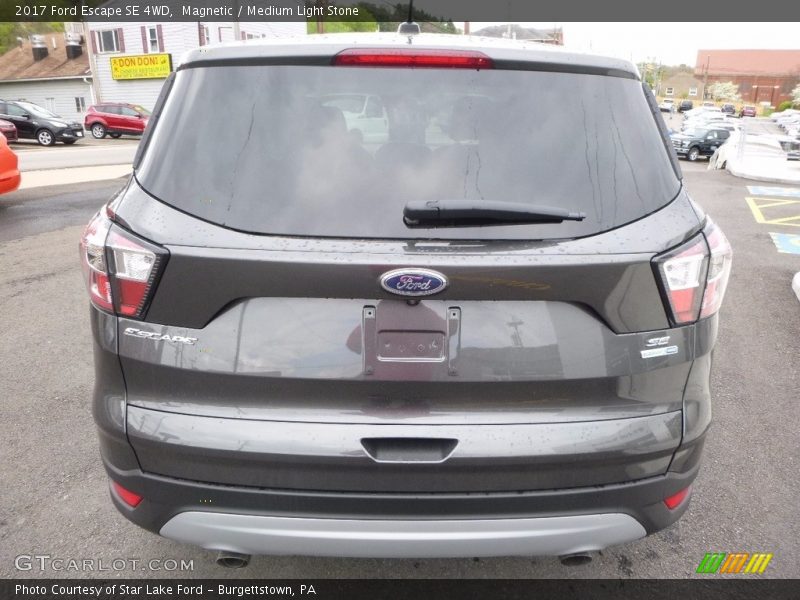Magnetic / Medium Light Stone 2017 Ford Escape SE 4WD