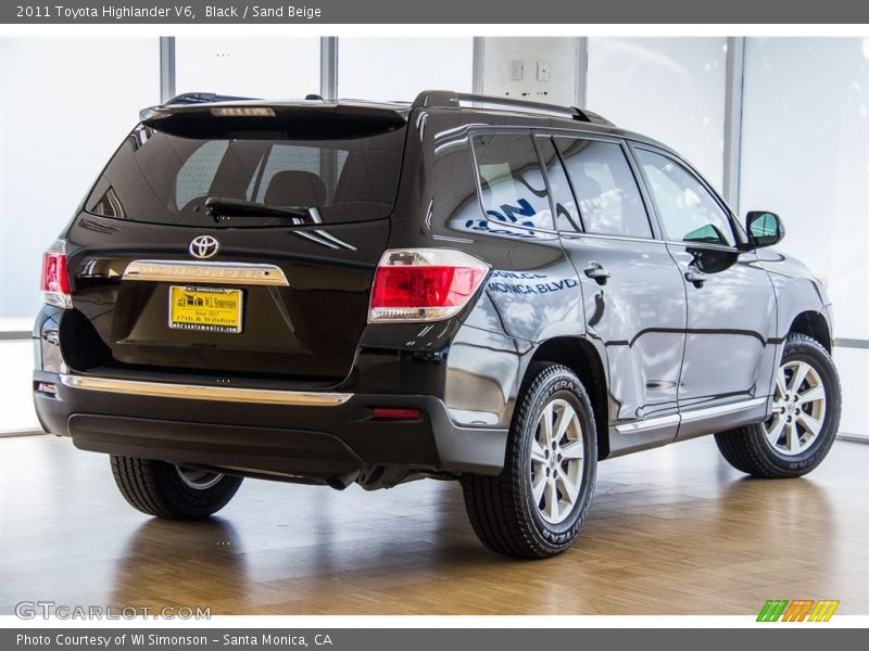Black / Sand Beige 2011 Toyota Highlander V6
