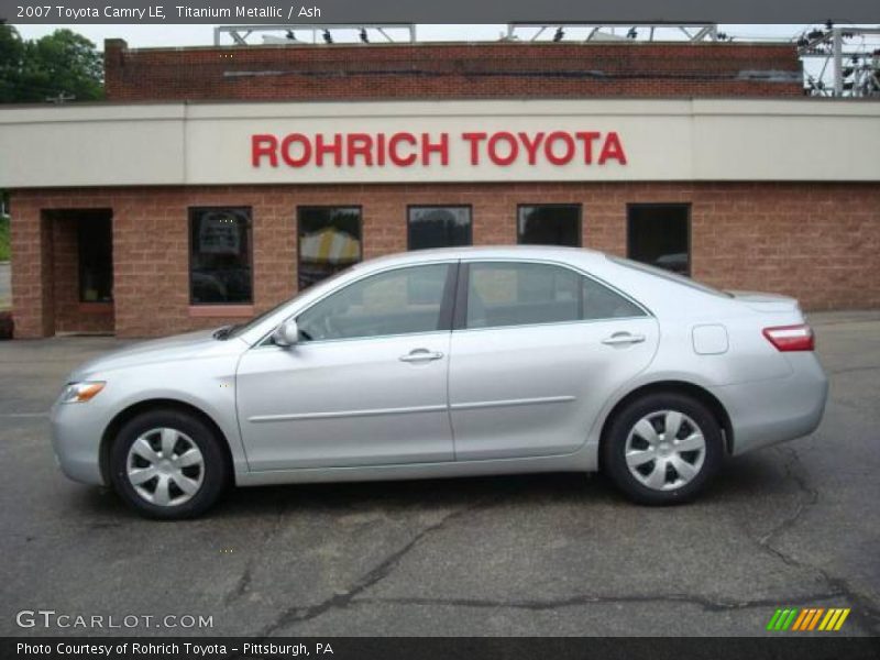 Titanium Metallic / Ash 2007 Toyota Camry LE