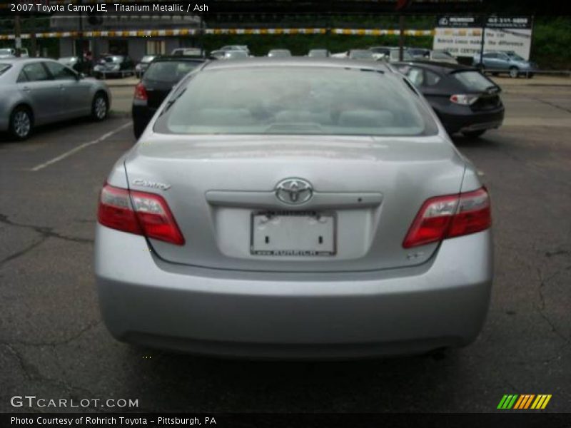 Titanium Metallic / Ash 2007 Toyota Camry LE