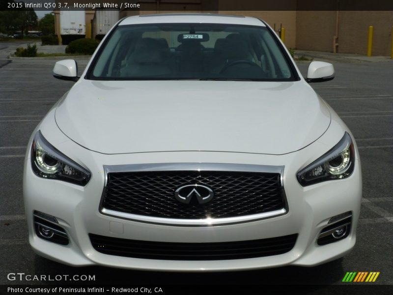 Moonlight White / Stone 2015 Infiniti Q50 3.7