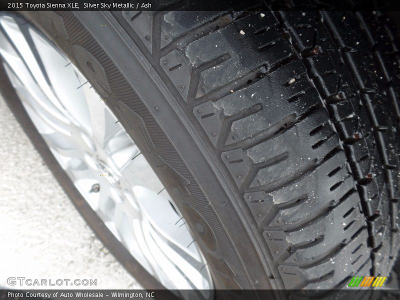 Silver Sky Metallic / Ash 2015 Toyota Sienna XLE
