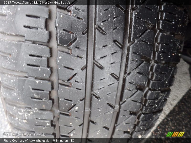 Silver Sky Metallic / Ash 2015 Toyota Sienna XLE