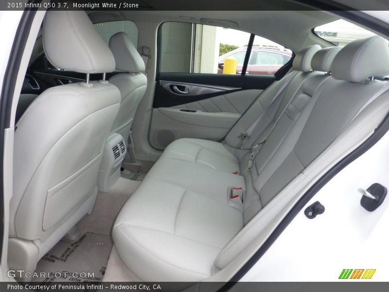 Moonlight White / Stone 2015 Infiniti Q50 3.7