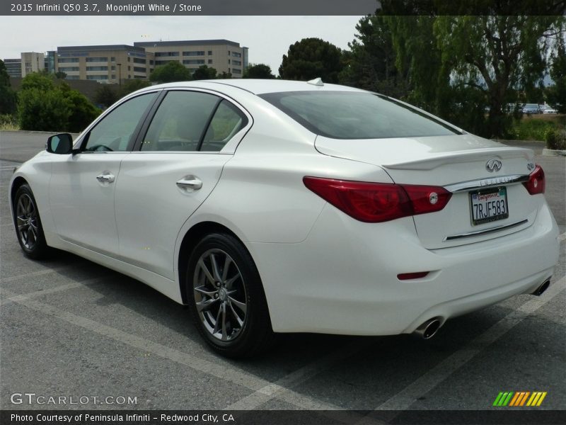 Moonlight White / Stone 2015 Infiniti Q50 3.7