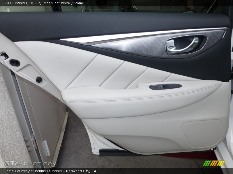 Moonlight White / Stone 2015 Infiniti Q50 3.7