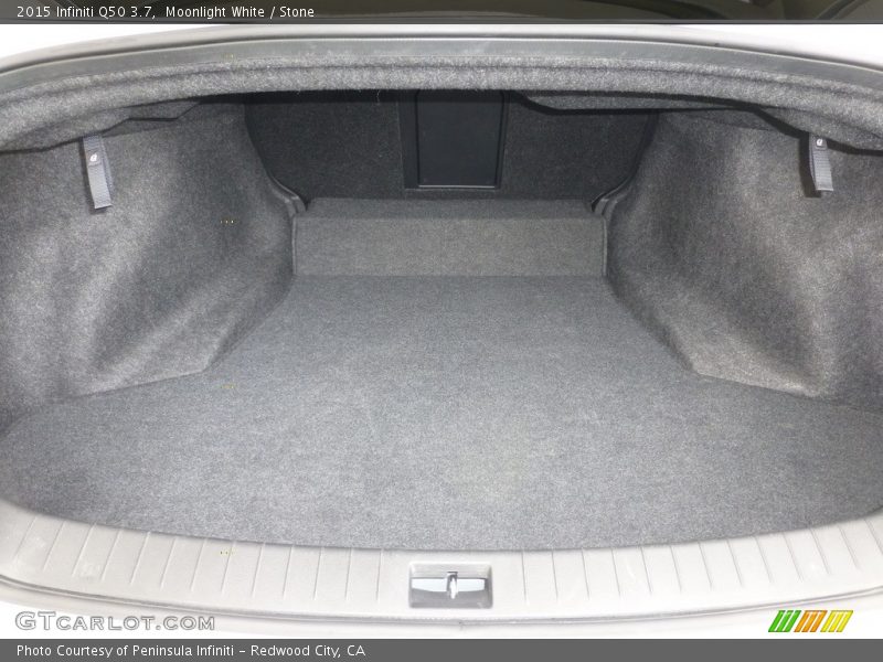 Moonlight White / Stone 2015 Infiniti Q50 3.7