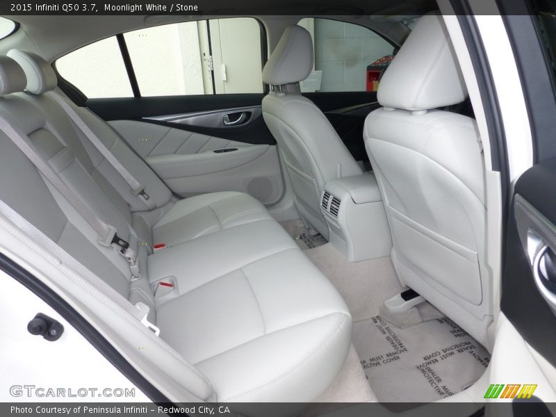 Moonlight White / Stone 2015 Infiniti Q50 3.7