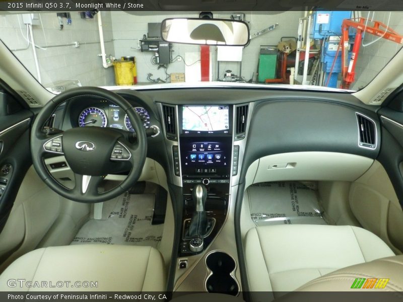Moonlight White / Stone 2015 Infiniti Q50 3.7