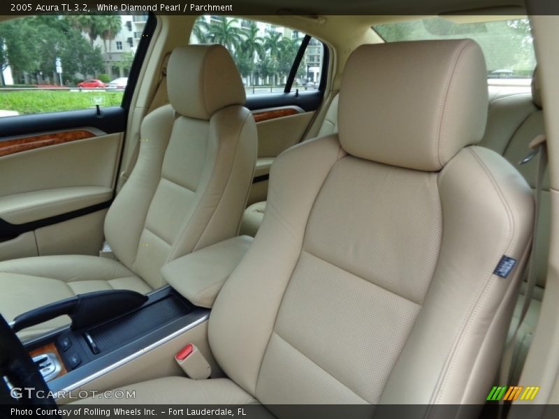 White Diamond Pearl / Parchment 2005 Acura TL 3.2