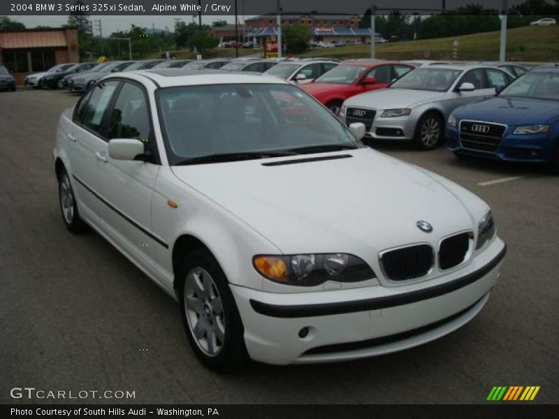 Alpine White / Grey 2004 BMW 3 Series 325xi Sedan