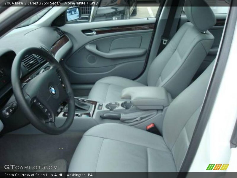 Alpine White / Grey 2004 BMW 3 Series 325xi Sedan