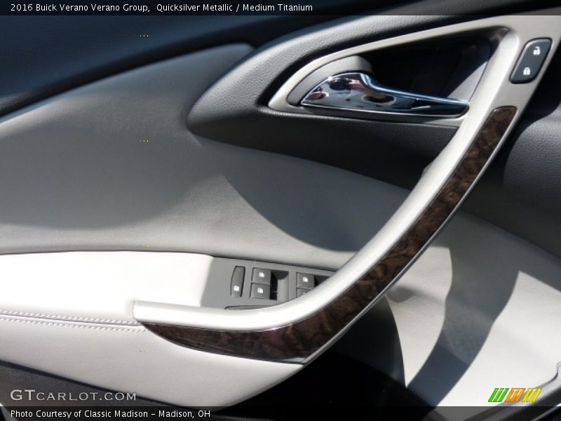 Quicksilver Metallic / Medium Titanium 2016 Buick Verano Verano Group