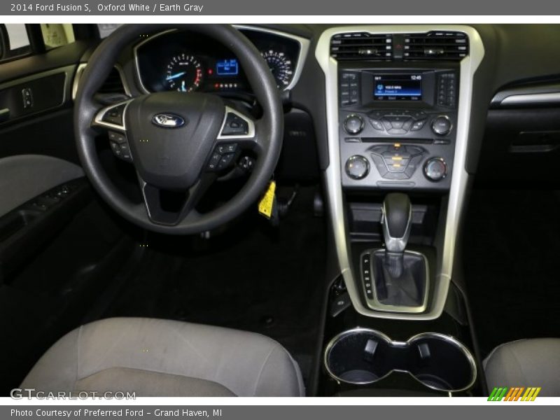 Oxford White / Earth Gray 2014 Ford Fusion S