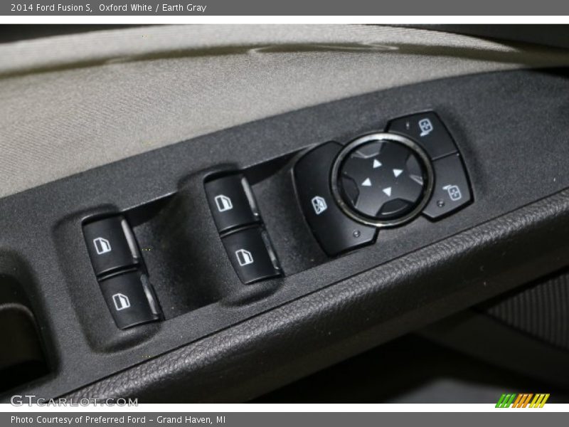 Oxford White / Earth Gray 2014 Ford Fusion S