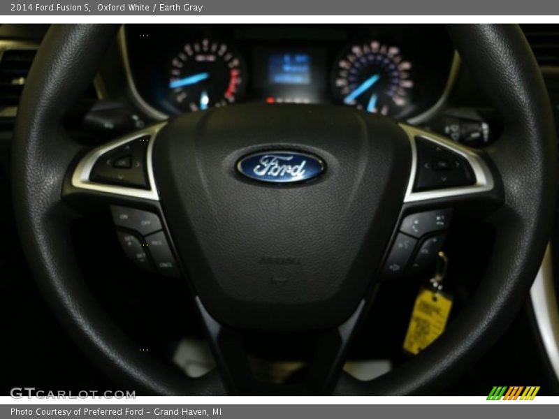 Oxford White / Earth Gray 2014 Ford Fusion S