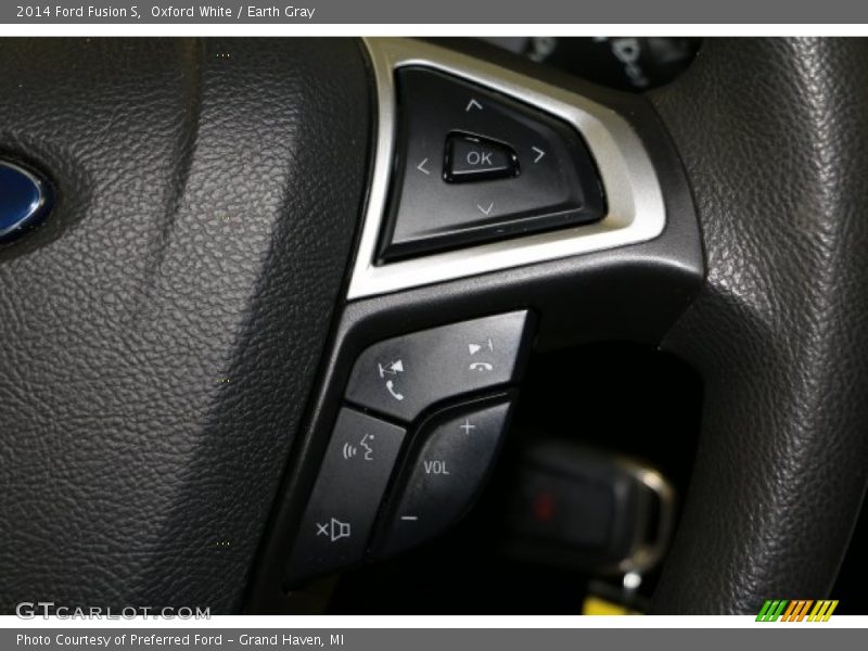 Oxford White / Earth Gray 2014 Ford Fusion S