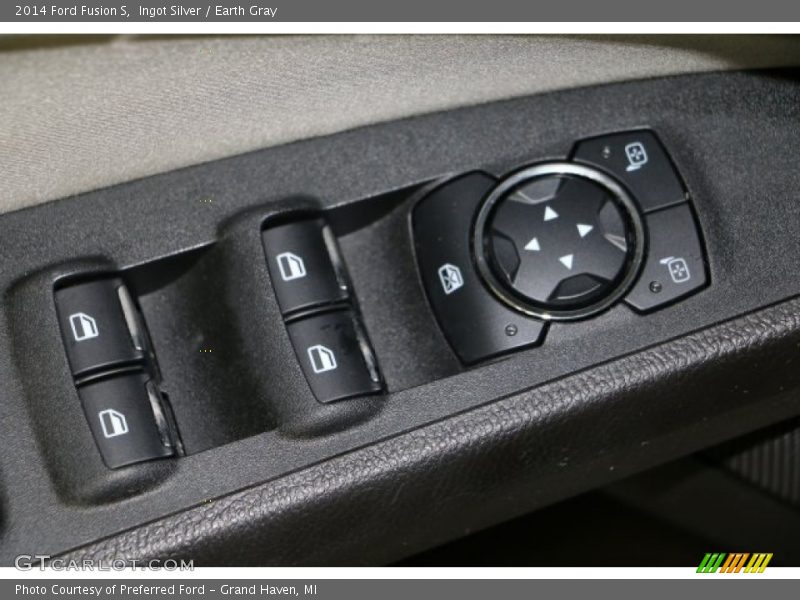 Ingot Silver / Earth Gray 2014 Ford Fusion S